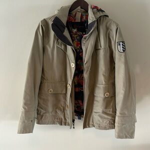Women’s Burton ski/snowboarding jacket. Lined, khaki,